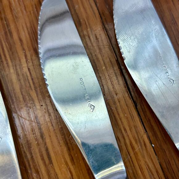 Lot of Wooden and Faux Wood Mid-Century Flatware Pieces – 5 Pieces - Picture 4 of 9